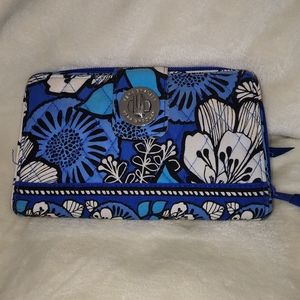 ***SOLD***Vera Bradley Blue Bayou Turnkey Wallet